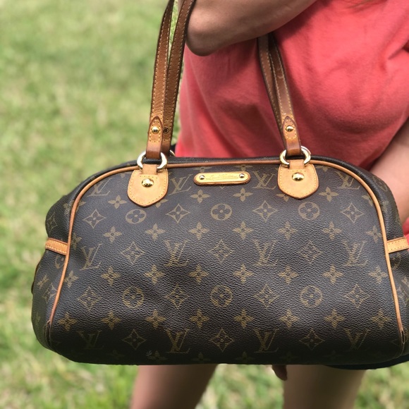 Authentic Louis Vuitton Purse - Picture 4 of 8